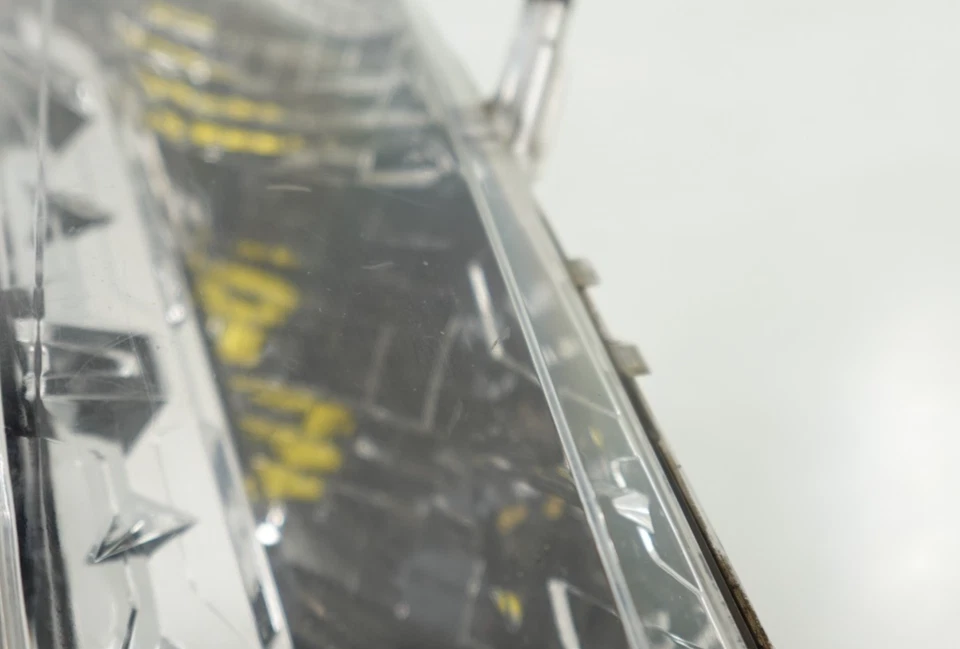 Luz delantera Polaris Switchback/Pro RMK 800 2015-2018 OEM 2412497 2414096 Foto 3 de 4