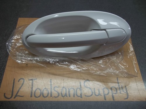 +New Genuine Ford 4F2Z-1726605-BAG Outside Door Handle for Freestar / Monterey - 第 1/5 張圖片