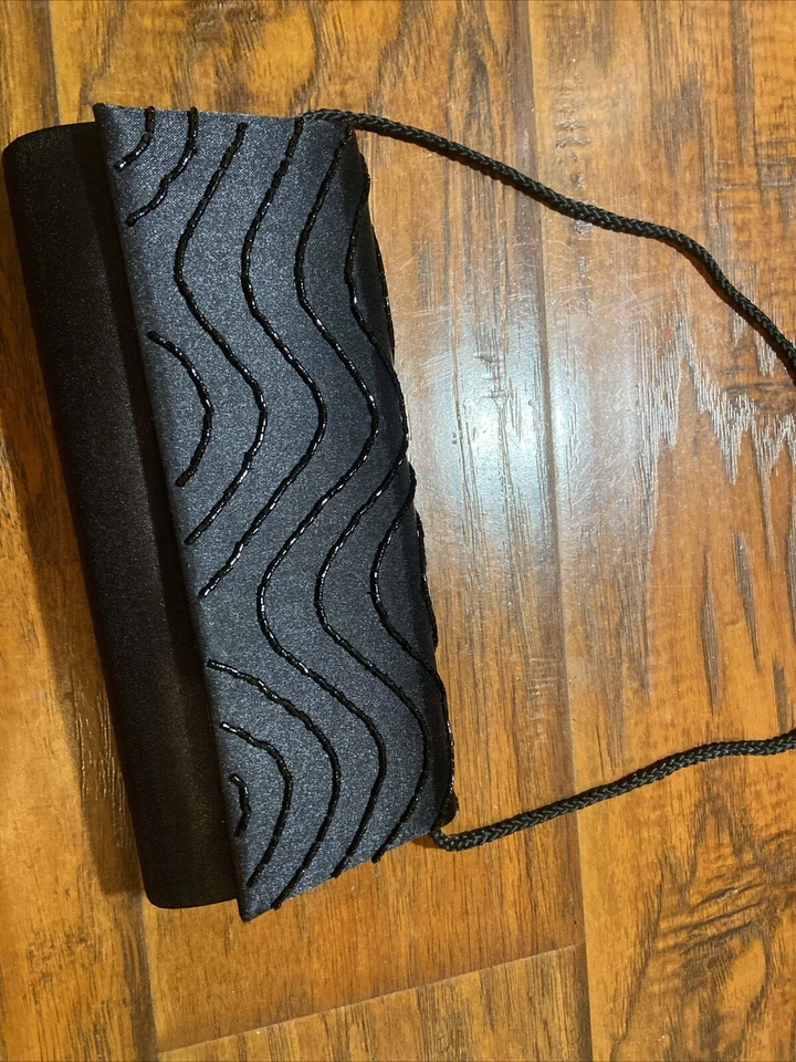 Ladies Small Black Clutch Purse - Image 3 of 4