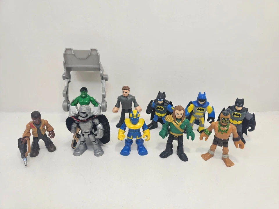 Lote de 10 bonecos Imaginext super-herói Marvel DC Comics Batman Hulk Star Wars - Imagem 2 de 4