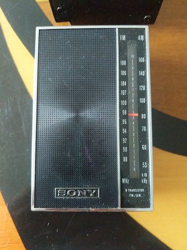 Sony 9 Transistor 3F 85W AM/FM Radio And case 100% Working Condition Looks Great - Picture 6 of 16