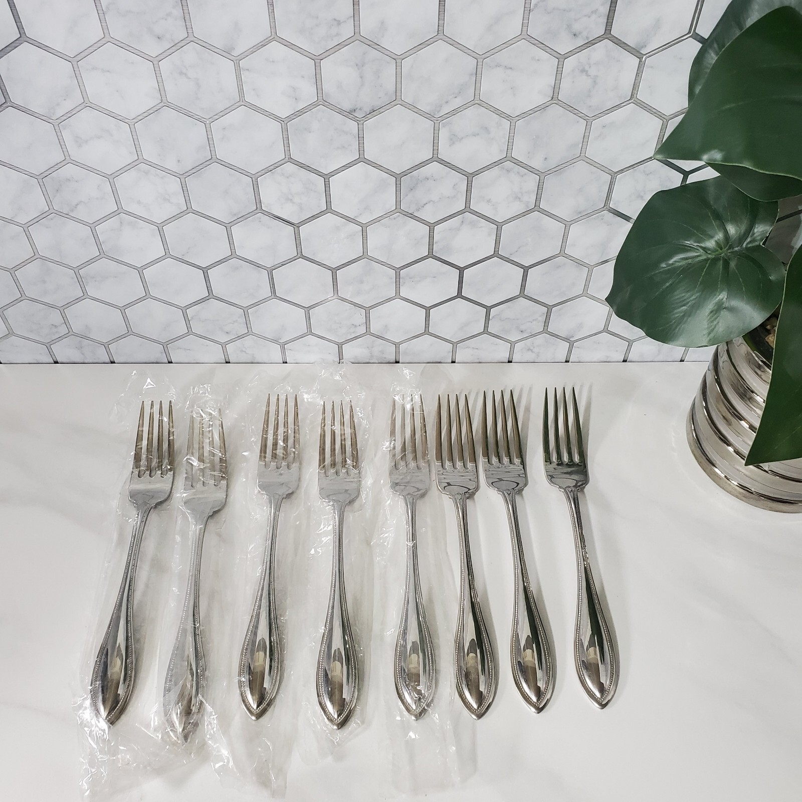 Oneida Arbor American Harmony Glossy Stainless Steel 7 3/8 Inch Flatware Forks