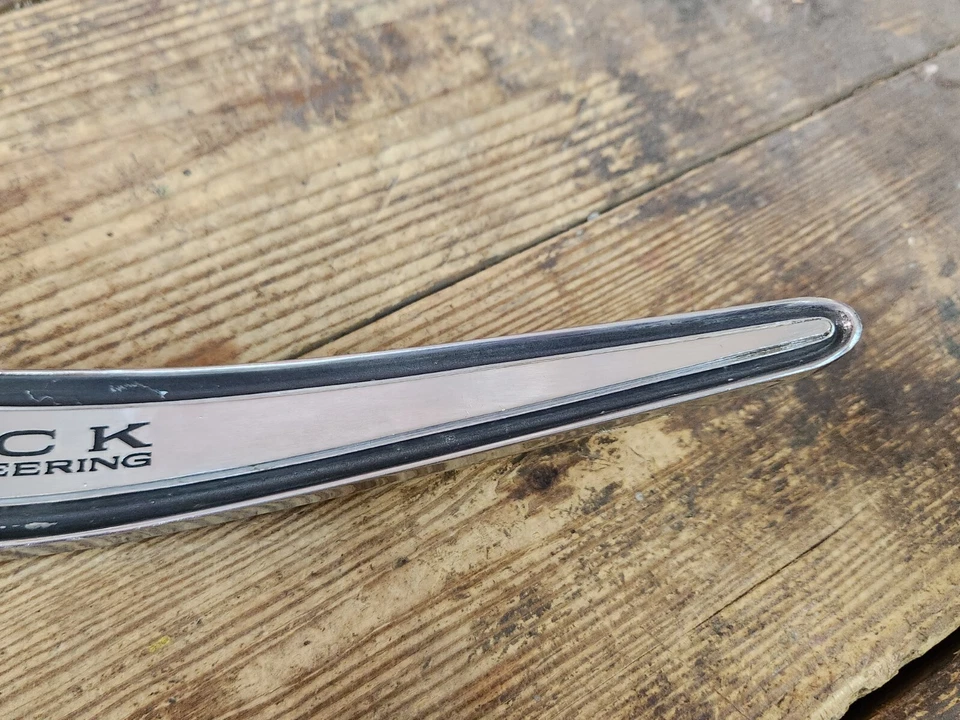 1961 1962 1963 1964 Buick Horn Button Cars con dirección asistida Wildcat Electra Foto 3 de 4