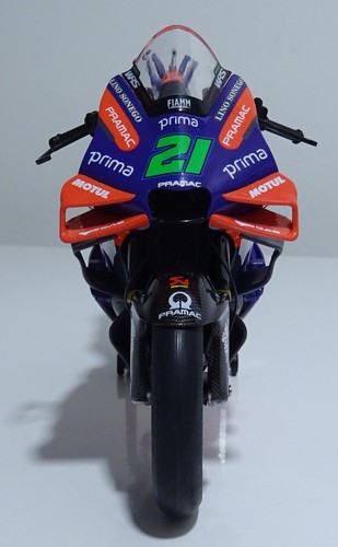 Ducati GP24 Franco Morbidelli #21 Prima Pramac Racing Kilo Works 1/12 - Foto 5 di 15