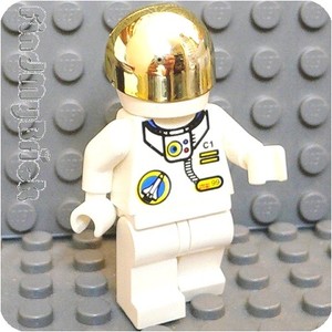 astronaut minifigure