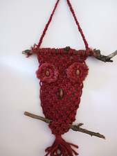Vtg 1970s MCM Boho Hand Tied Faded Barn Red Macrame Owl Large 32x20 w Sticks Bea