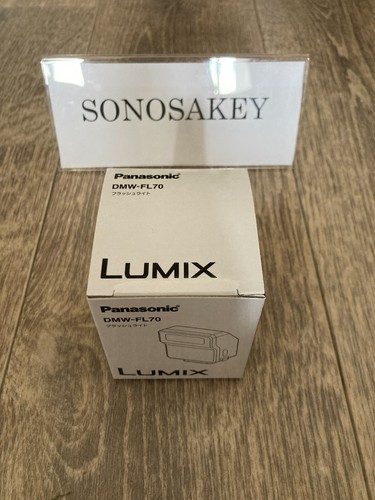 Panasonic DMW-FL70-K Flash Light Black for LUMIX DMC-LX100 New in Box from Japan - Picture 1 of 4
