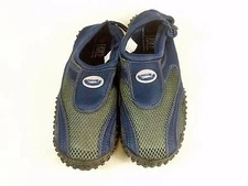 Men's Water Shoes Easy USA Wave Aqua Socks ~ NEW  Beach. Sauna, Gym, Exercise 