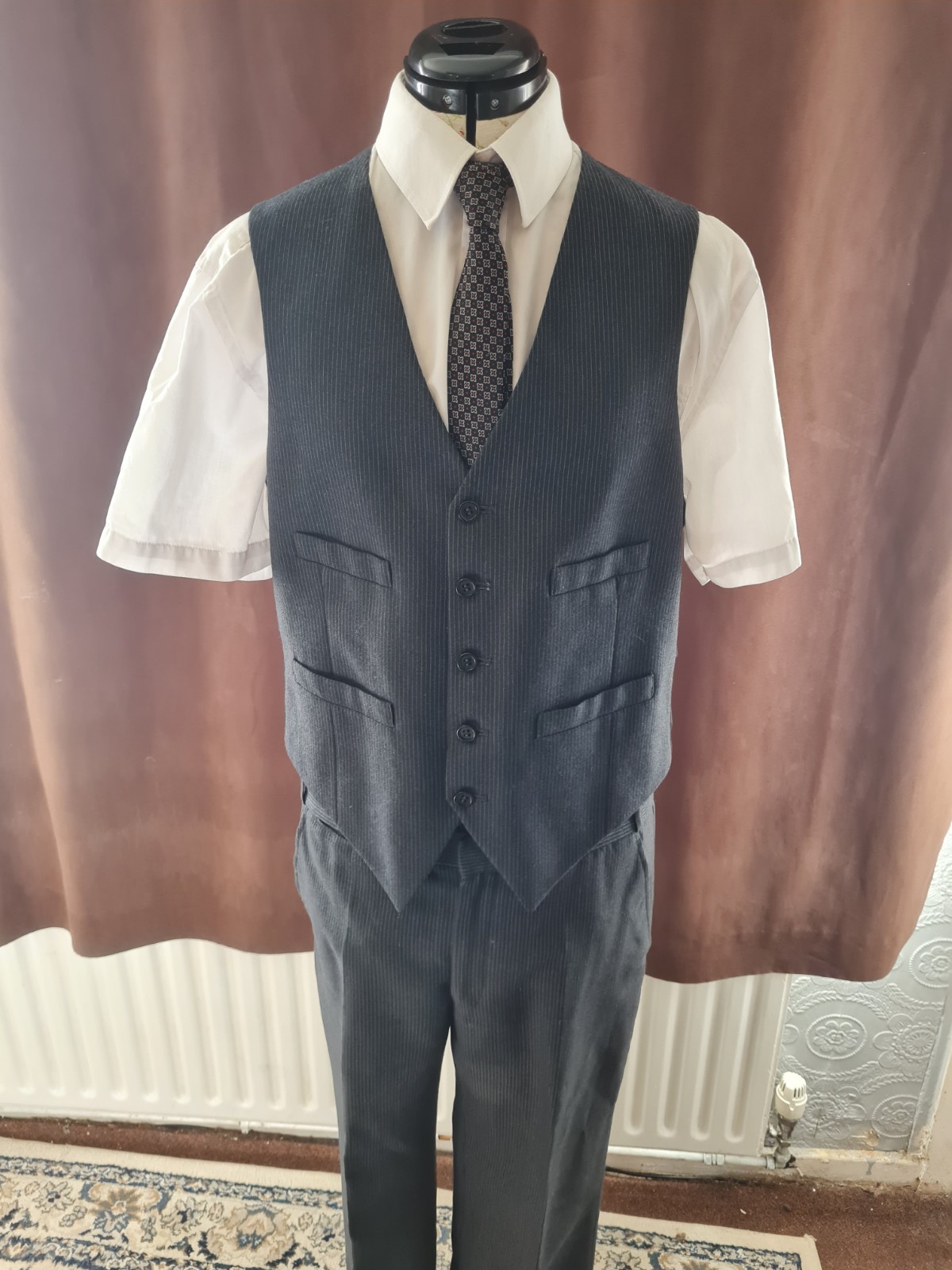 Vintage Burton 3-Piece Suit 2xTrousers Grey Pinstripe Royal Warrant 38s/ 34-36W image 4