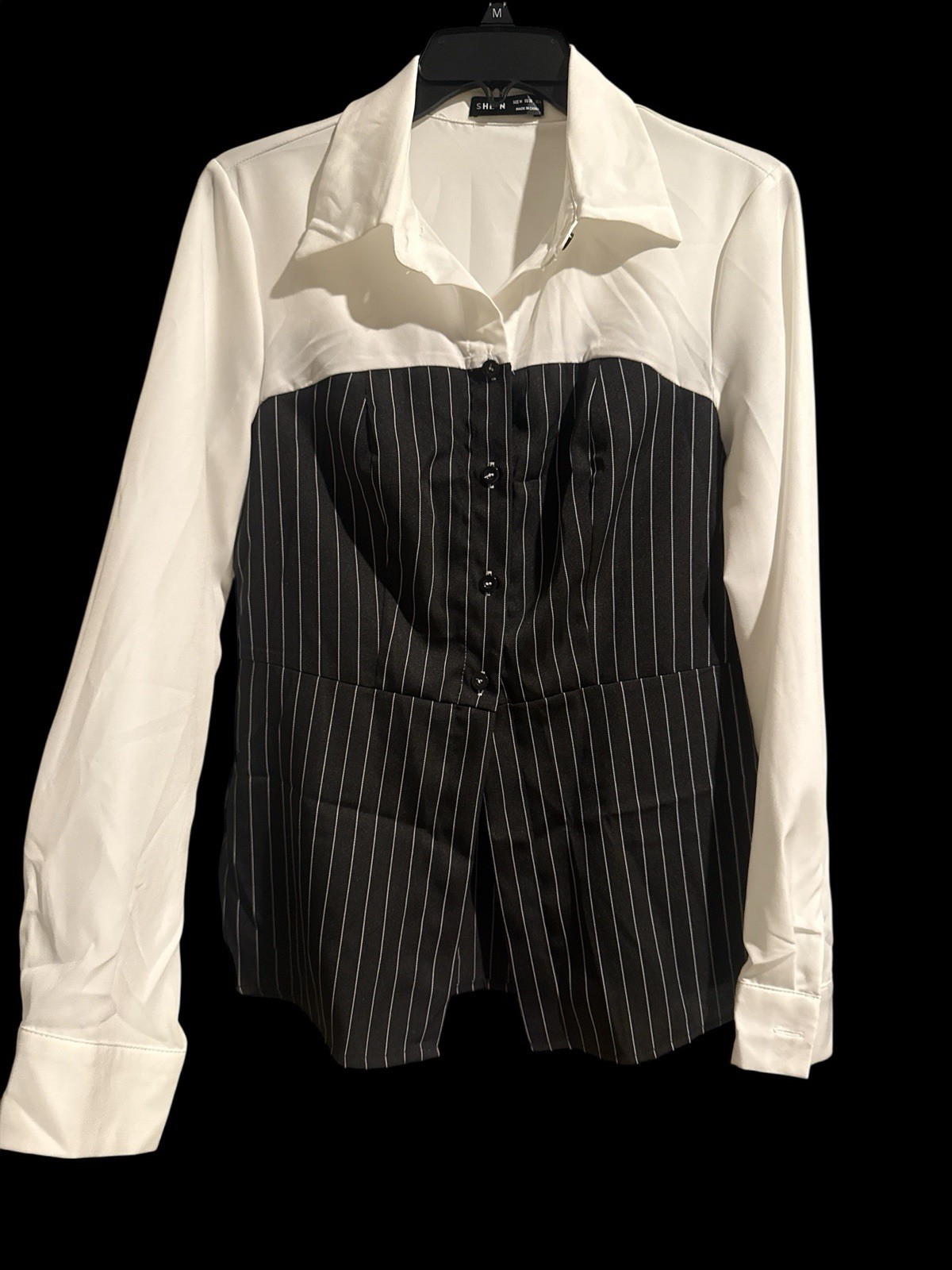 Gianni Bini Women's White Black Pinstripe Long Sleeve Button-Up Blouse Size M