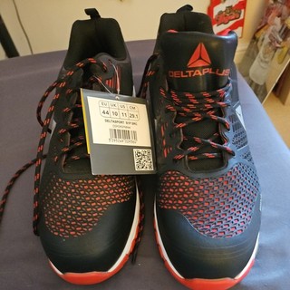 Delta Plus Delta Sport Lightweight Metal Free Composite Toe Cap Safety Trainers