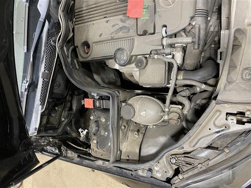 RADIATOR C250 C300 C350 C63 E250D E300 E350 E400 E550 E63 SLK250 12-16 1121400 - Picture 11 of 12
