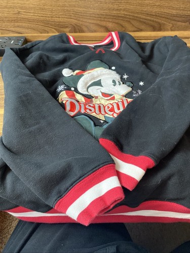 Disney Parks Disneyland Mickey Mouse Holiday Sweatshirt Christmas Size Medium - Picture 2 of 3