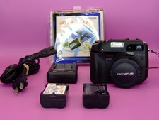 EXC  Olympus CAMEDIA C-5060 Digital Camera Wide Zoom 5.1MP Digicam Bundle WORKS