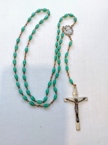 Vintage Rosary, Sacred Heart of Jesus, Our Lady Mount Carmel, Green Glass Beads