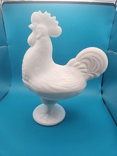 Vintage L.E. Smith Milk Glass Rooster Candy Dish, Good Condition