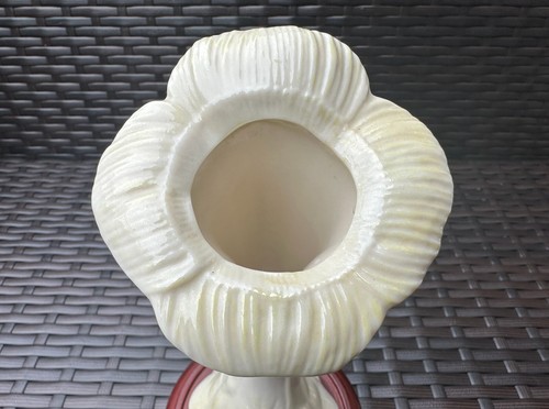 Vintage BELLEEK Ireland Epergne Vase 7”, Green Mark, Excellent Condition - Picture 3 of 10