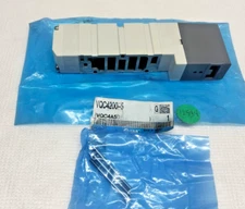 SMC VQ4201-5 Solenoid-Operated Air Control Valve Base Mounted 5 Port 2 Position