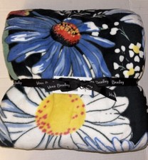 Vera Bradley Plush Throw Blanket Daisies Colorful Flowers NWT 80  By 50  