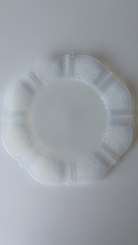 Macbeth Evans Depression Glass American Sweetheart 8" inch Salad Plates Set Of 3 - Picture 3 of 7