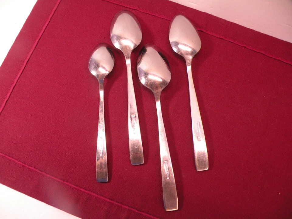 4 PIECES Of CAMBRIDGE DYLAN  1 Teaspoon 6 3/4" & 3 Soup Spoons 7 7/8" - Image 4 of 4