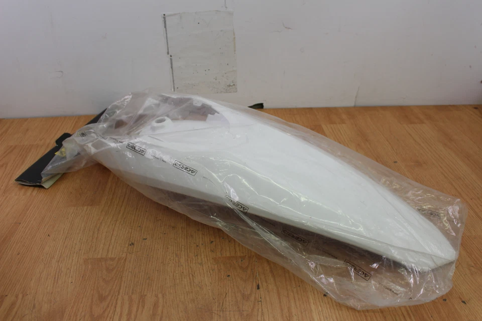 Guardabarros trasero KTM 250 SX ACERBIS 2011-14 (blanco) Z Foto 3 de 4