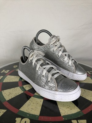 office glitter converse