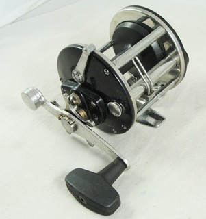 Old Vintage PENN No. 209 Level Wind Conventional Trolling Reel Dark Gray Spool