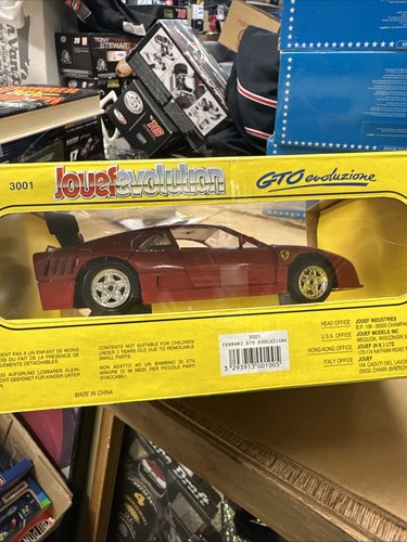 Jouef Evolution 1/18 Scale Diecast Model Car - Ferrari GTO Evoluzione - Red - Picture 5 of 5