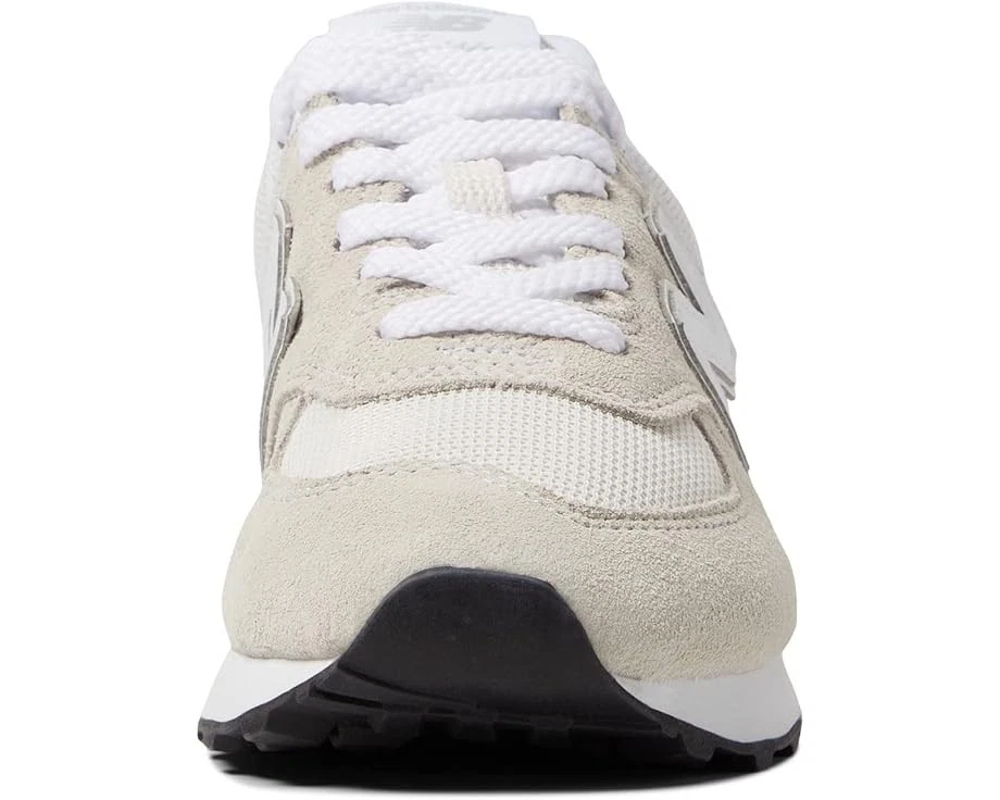 Zapatos New Balance® para mujer 6 B Classics 574 Core en Nimbus Cloud/blanco Foto 3 de 4