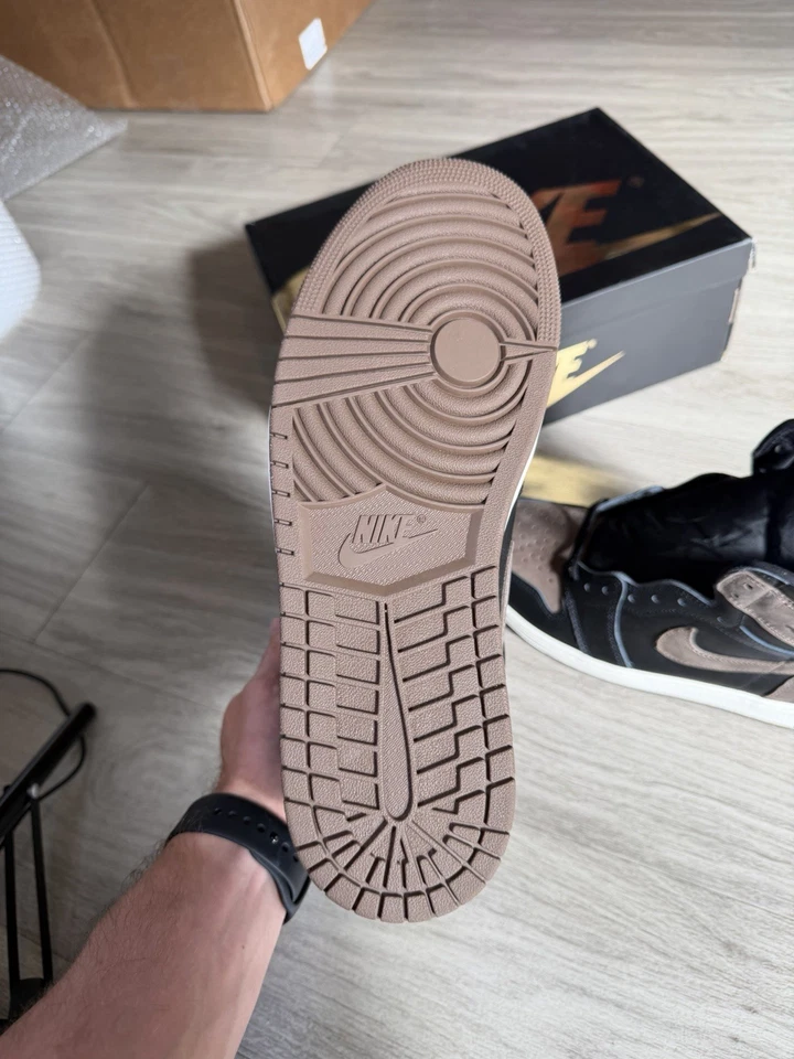 Air Jordan 1 Retro High OG Palomino DZ5485-020 Size 11 BRAND NEW MENS - Image 2 of 4