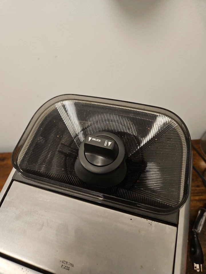 Breville BDC600XL YouBrew 12-Cup Grind and Brew Coffee Maker with Grinder E001 - Image 4 of 4