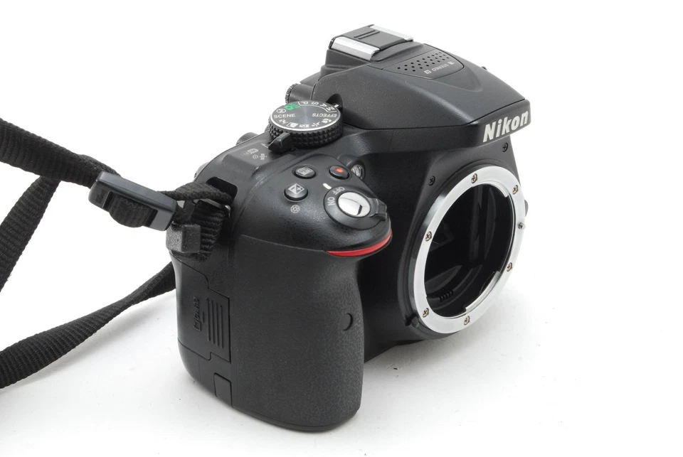 【COMO NUEVO S/C11179】Nikon D5300 24.2 MP DSLR Digital SLR 18-55mm f/3.5-5.6 G VR II Foto 3 de 4