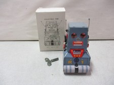 Tin Windup Robot B