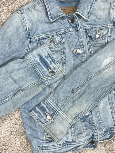 Chaqueta de mezclilla para mujer Abercrombie & Fitch talla L lavado ligero desgastado - Imagen 5 de 5