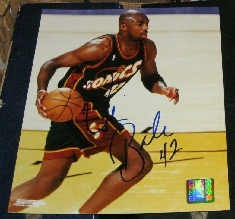 Vin Baker Seattle Supersonics signed basketball 8x10 photo COA Vin Baker Seattle Supersonics signed basketball 8x10 photo COA