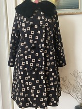 Milly Black And White Flower Pattern Coat W/ Fur Collar Size 4