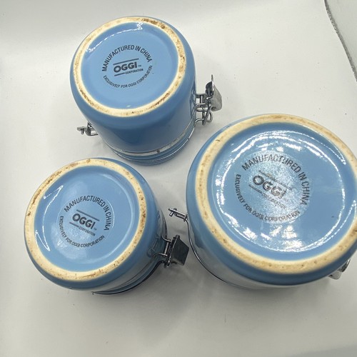 Vintage Oggi Mini Canisters W/ Clamp Tight Lids Ceramic Canisters Set of 3-White - Picture 6 of 6