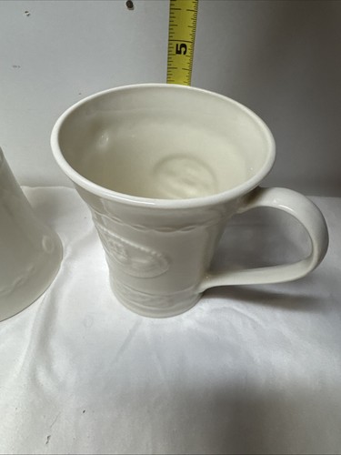 Belleek Ireland Claddagh 2er Set Tassen 4 1/4" geprägte Hände und Herz Tasse - Bild 10 von 11