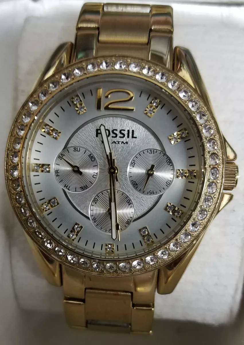 Fossil Women s Silver Dial Gold Tone Stainless Steel Bracelet Watch ES2421