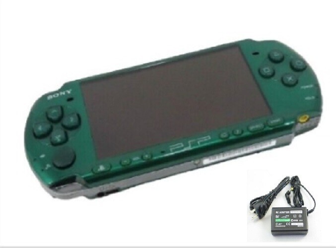 Sony PSP Playstation Portable PSP 3000 Console with Carger