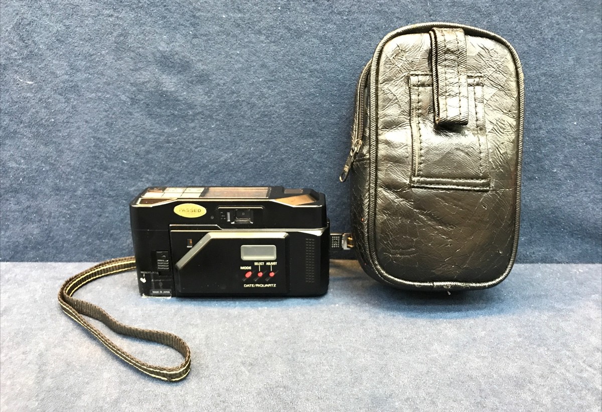 Ricoh FF-70D 35mm Point&Shoot Film Camera W/Rikenon 35mm Auto