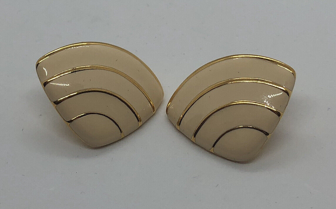 Signed Napier shell shaped pierced earrings gold … - image 1