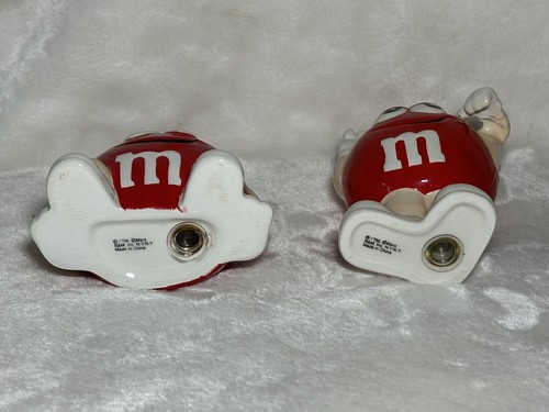 Vintage Red M And M Salt And Pepper Shakers - Picture 5 of 13