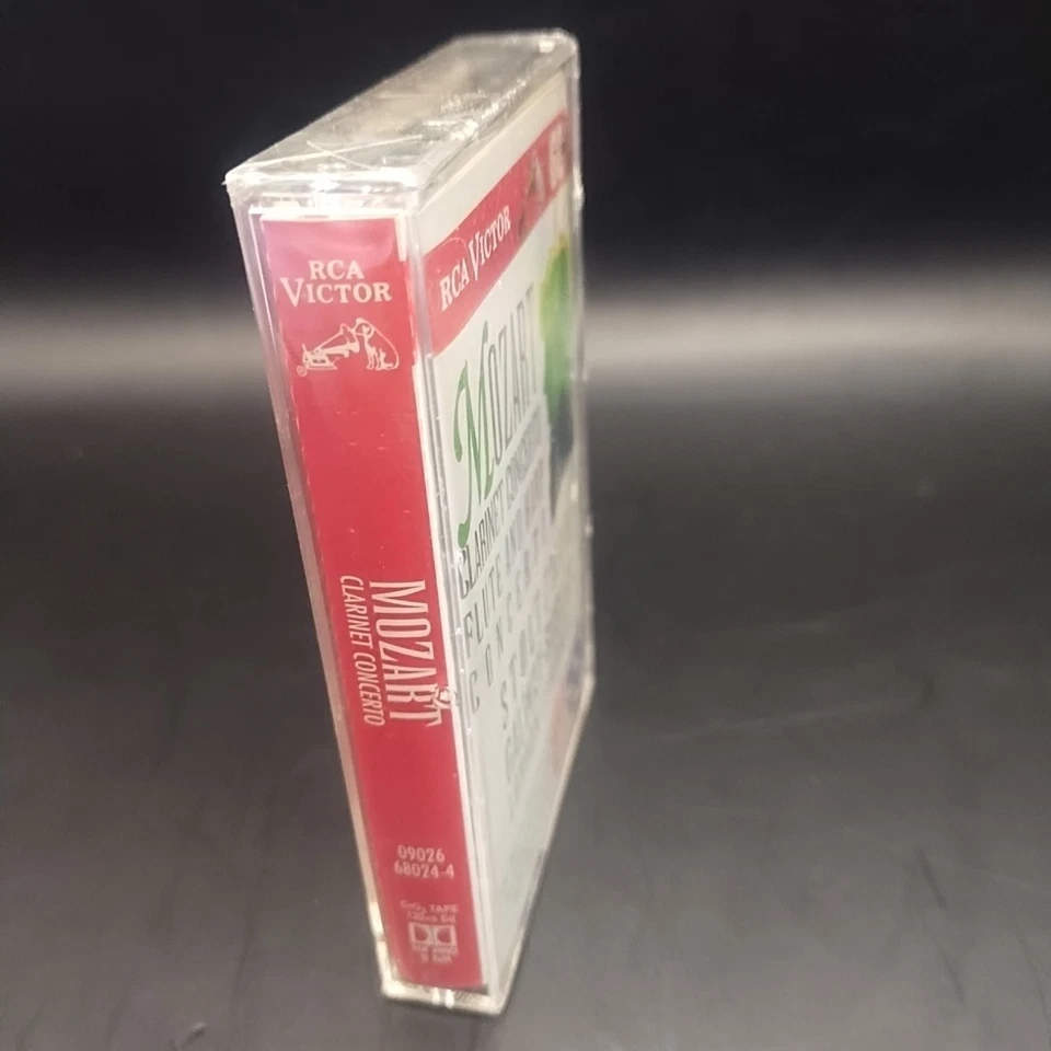 Mozart Clarinet & Flute/Harp Concertos  RCA Victor New Sealed Cassette  - Image 2 of 4