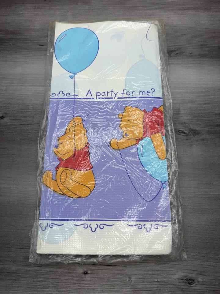 Cubierta de mesa de papel Disney Winnie The Pooh para cumpleaños tamaño 54"x 89,25" de colección 2001 Foto 2 de 2