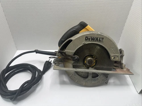DeWalt [DWE575SB] 7-1/4" Lightweight Corded Circular Saw w/ Electric Brake