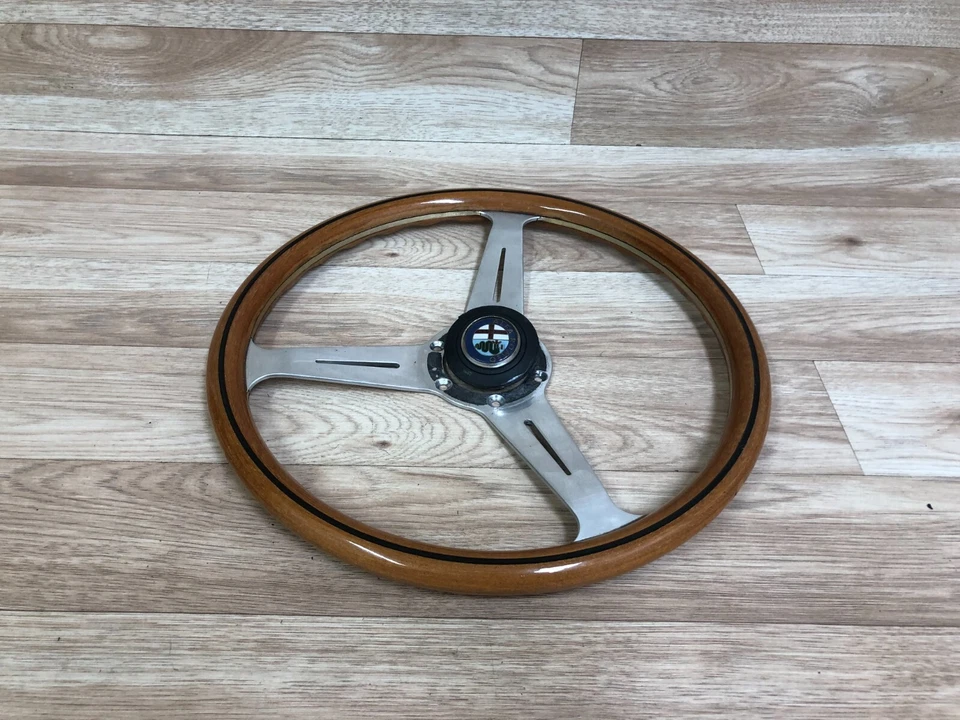 ALFA ROMEO MILANO SPIDER OEM VOLANTE DELANTERO MADERA CON BOCINA Foto 3 de 4