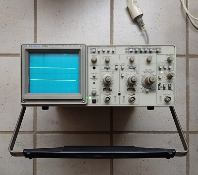 TEKTRONIX 2220 Digital Speicheroszilloskop 60 MHz