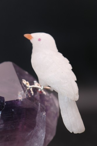 Peter Muller Hand Carved Quartz Dove on Amethyst Point Base 4" Tall - Picture 9 of 10